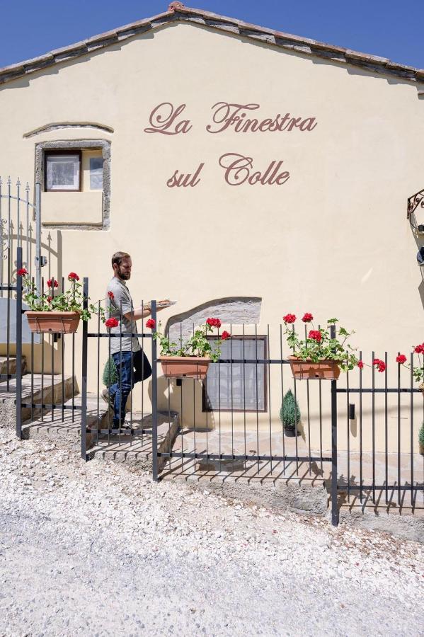 La Finestra Sul Colle Acomodação com café da manhã Parrana San Martino Exterior foto